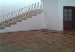 Foto 1 de Sobrado com 3 Quartos à venda, 150m² em Parque Maria Domitila, São Paulo