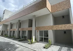 Foto 1 de Cobertura com 2 Quartos à venda, 66m² em Vilas do Atlantico, Lauro de Freitas