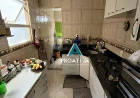 Foto 1 de Apartamento com 2 Quartos à venda, 49m² em Vila Guarara, Santo André
