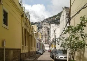 Foto 1 de Casa de Condomínio com 5 Quartos à venda, 189m² em Glória, Rio de Janeiro