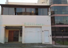 Loja / Salão / Ponto Comercial 15 m² em Pio X, Caxias do Sul - ZAP Imóveis