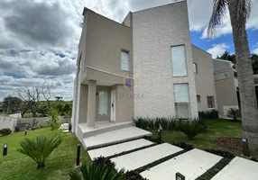 Foto 1 de Sobrado com 3 Quartos à venda, 363m² em Botiatuvinha, Curitiba
