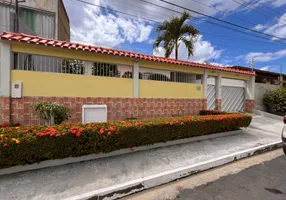 Foto 1 de Casa com 3 Quartos à venda, 220m² em Planalto, Manaus