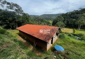 Foto 1 de Casa com 2 Quartos à venda, 110m² em Mury, Nova Friburgo
