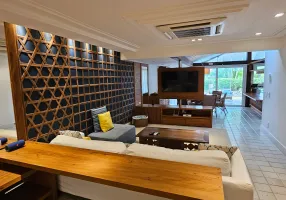 Foto 1 de Casa com 4 Quartos para alugar, 200m² em Frade, Angra dos Reis