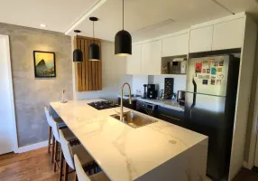 Foto 1 de Apartamento com 2 Quartos à venda, 50m² em Mossunguê, Curitiba