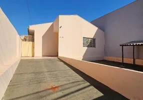 Foto 1 de Casa com 3 Quartos para alugar, 167m² em Jardim Marambá, Bauru