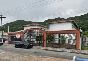 Foto 1 de Casa de Condomínio com 1 Quarto à venda, 57m² em Centro, Mongaguá