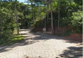 Foto 1 de Lote/Terreno à venda, 840m² em Parque do Imbuí, Teresópolis