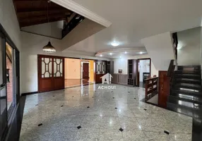 Foto 1 de Casa com 5 Quartos à venda, 400m² em Mediterrâneo, Londrina