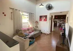 Foto 1 de Sobrado com 2 Quartos à venda, 140m² em Jardim Santa Teresa, Mogi das Cruzes