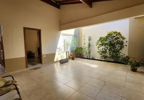 Foto 1 de Casa com 3 Quartos à venda, 175m² em São Vicente, Piracicaba