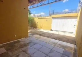 Foto 1 de Casa com 3 Quartos à venda, 90m² em Lobato, Salvador