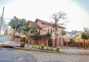 Foto 1 de Casa com 3 Quartos à venda, 179m² em Jardim Floresta, Porto Alegre