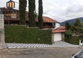 Foto 1 de Casa com 3 Quartos à venda, 341m² em Garcia, Blumenau