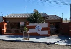 Foto 1 de Casa com 4 Quartos à venda, 170m² em Jardim Casa Grande, Arapongas