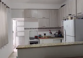 Foto 1 de Casa com 3 Quartos à venda, 135m² em Jardim Dona Sinha, São Paulo