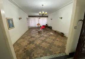 Foto 1 de Casa com 4 Quartos à venda, 200m² em Tatuapé, São Paulo