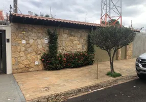 Foto 1 de Casa com 3 Quartos à venda, 186m² em Jardim das Estações - Vila Xavier, Araraquara