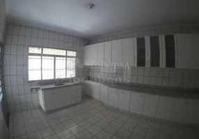 Foto 1 de Sobrado com 4 Quartos à venda, 250m² em , Paranaíba