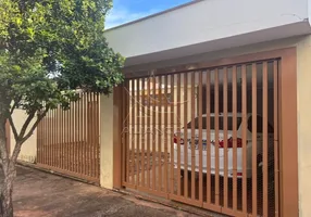 Foto 1 de Casa com 3 Quartos à venda, 228m² em Sumarezinho, Ribeirão Preto