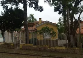 Foto 1 de Casa com 3 Quartos à venda, 201m² em Santo Antônio, Porto Alegre