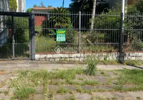 Foto 1 de Lote/Terreno com 1 Quarto à venda, 359m² em Passo da Areia, Porto Alegre
