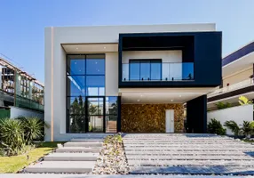 Foto 1 de Casa de Condomínio com 4 Quartos à venda, 310m² em Alphaville Eusebio, Eusébio
