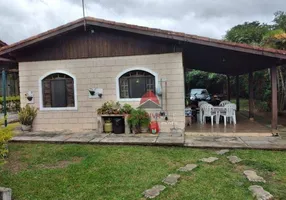 Foto 1 de Fazenda/Sítio com 2 Quartos à venda, 174m² em Recreio Mantiqueira, Caçapava