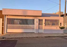 Foto 1 de Casa com 3 Quartos à venda, 192m² em Jardim Embare, São Carlos