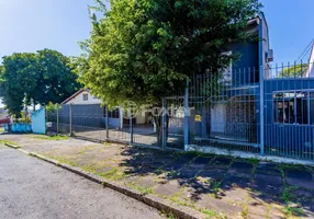 Foto 1 de Casa com 4 Quartos à venda, 245m² em Passo da Areia, Porto Alegre