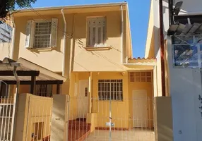 Foto 1 de Casa com 2 Quartos para alugar, 120m² em Vila Clementino, São Paulo