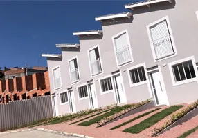 Foto 1 de Casa de Condomínio com 2 Quartos à venda, 59m² em Jardim Sandra, Cotia
