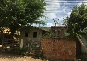 Foto 1 de Casa com 3 Quartos à venda, 130m² em COHAB, Bezerros