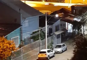 Foto 1 de Casa com 4 Quartos à venda, 216m² em Partenon, Porto Alegre