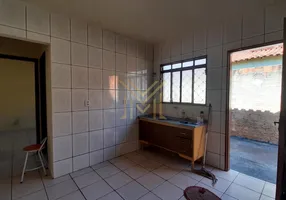 Foto 1 de Casa com 2 Quartos à venda, 180m² em Parque Santa Edwiges, Bauru