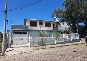 Foto 1 de Casa com 4 Quartos à venda, 194m² em Cidade Nova, Caxias do Sul
