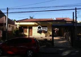 Foto 1 de Casa com 2 Quartos à venda, 170m² em Passo da Areia, Porto Alegre
