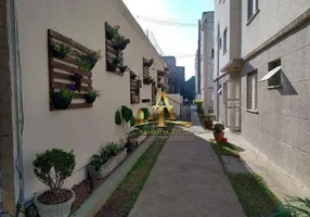 Foto 1 de Apartamento com 2 Quartos à venda, 49m² em Parque das Roseiras , Carapicuíba