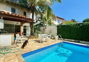 Foto 1 de Casa de Condomínio com 5 Quartos à venda, 241m² em Barra da Tijuca, Rio de Janeiro