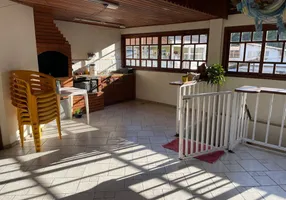 Foto 1 de Casa com 4 Quartos à venda, 110m² em Centro, Nova Friburgo