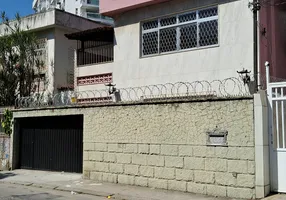 Foto 1 de Casa com 3 Quartos para alugar, 160m² em Tijuca, Rio de Janeiro