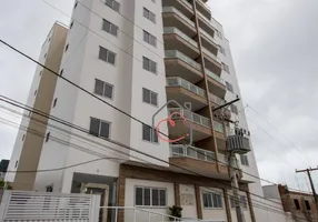 Foto 1 de Apartamento com 3 Quartos à venda, 105m² em Granja dos Cavaleiros, Macaé