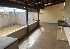 Foto 1 de Casa com 3 Quartos à venda, 210m² em Setor Central, Brasília