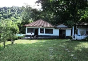 Foto 1 de Fazenda/Sítio com 3 Quartos à venda, 220m² em Parque Nossa Senhora da Ajuda, Guapimirim