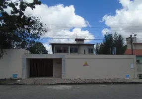 Foto 1 de Casa com 4 Quartos à venda, 418m² em Parque Manibura, Fortaleza