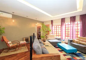Foto 1 de Sobrado com 3 Quartos para venda ou aluguel, 340m² em Chácara Monte Alegre, São Paulo