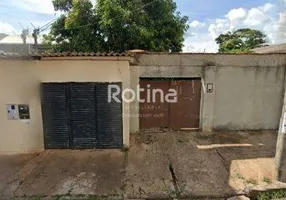 Foto 1 de Lote/Terreno à venda, 164m² em Brasil, Uberlândia