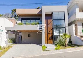 Foto 1 de Casa de Condomínio com 3 Quartos à venda, 316m² em Santa Felicidade, Curitiba