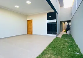 Foto 1 de Casa com 3 Quartos à venda, 102m² em Residencial Vida Nova, Anápolis